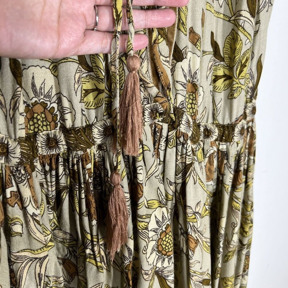 Jen's Pirate Booty Cream & Brown Floral V‑Neck Midi Dress - Picture 8 of 12